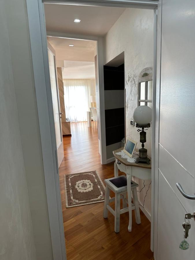 B&B By Family L&G Vibo Valentia Marina Exteriér fotografie